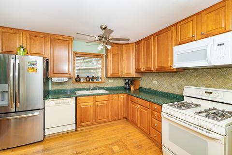 415 Crescent Dr, Wheeling, IL 60090 photo 7