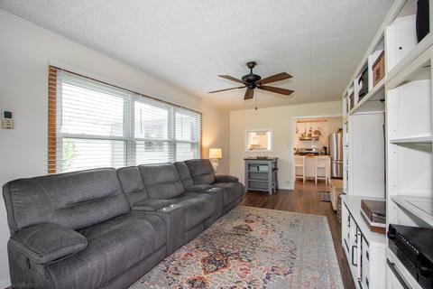 2207 Wren Ln, Rolling Meadows, IL 60008 photo 8