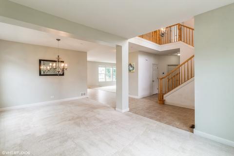2147 Amelia Ln, Hoffman Estates, IL 60192 photo 3
