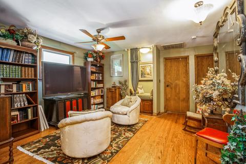 731 Spring St, Roselle, IL 60172 photo 13