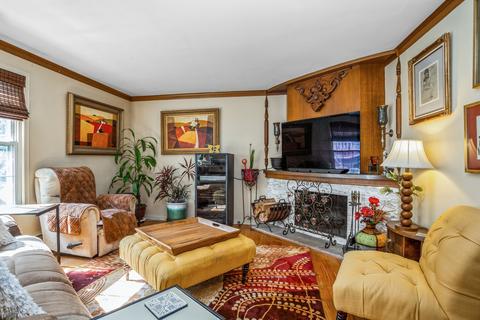 731 Spring St, Roselle, IL 60172 photo 6