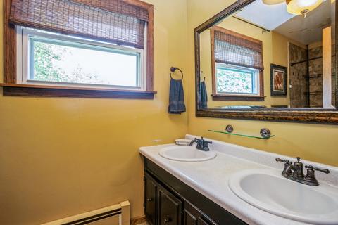 731 Spring St, Roselle, IL 60172 photo 20