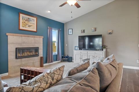 510 Raef Rd, Downs, IL 61736 photo 8