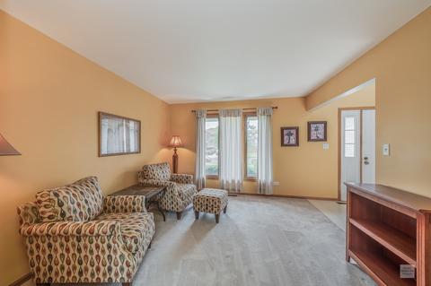 609 Edgewater Dr, Minooka, IL 60447 photo 8