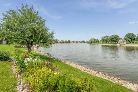 609 Edgewater Dr, Minooka, IL 60447 photo 37
