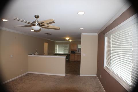 128 S Sheridan Rd, Lakemoor, IL 60051 photo 6