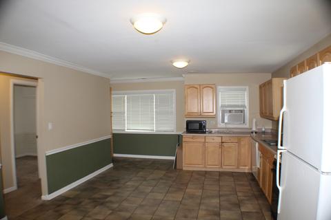 128 S Sheridan Rd, Lakemoor, IL 60051 photo 5