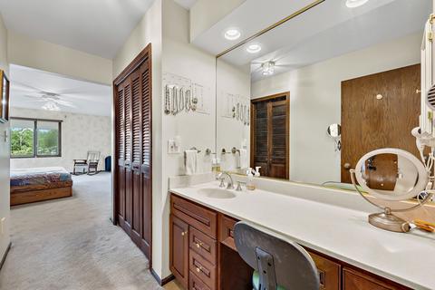 237 Voltz Rd, Northbrook, IL 60062 photo 19