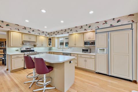 237 Voltz Rd, Northbrook, IL 60062 photo 8