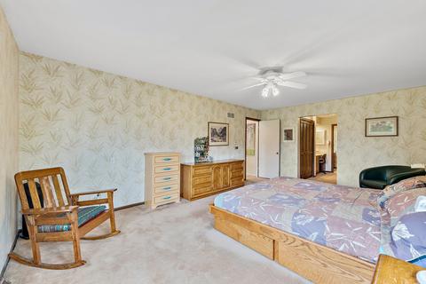 237 Voltz Rd, Northbrook, IL 60062 photo 18