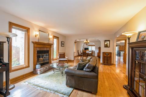 2440 Central Rd, Glenview, IL 60025 photo 7