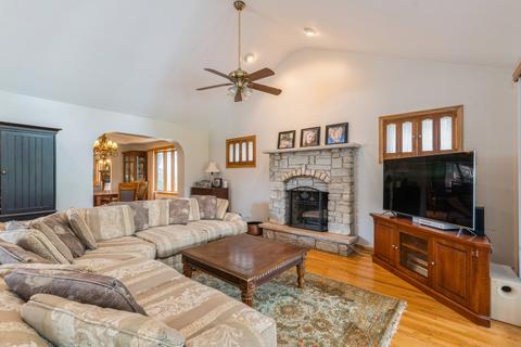 2440 Central Rd, Glenview, IL 60025 photo 9