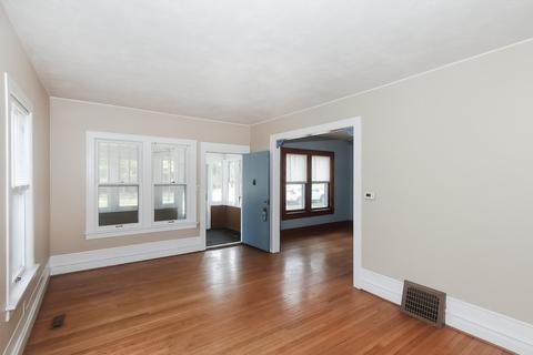 60 S Channing St, Elgin, IL 60120 photo 8