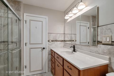 531 Lance Dr, Des Plaines, IL 60016 photo 10