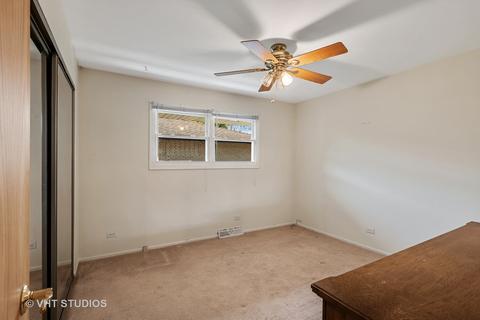 531 Lance Dr, Des Plaines, IL 60016 photo 9