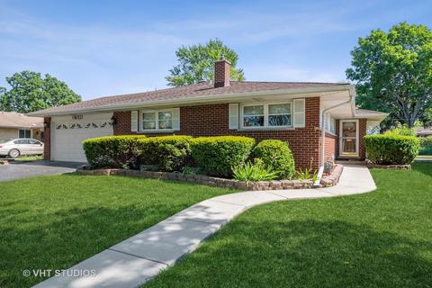 531 Lance Dr, Des Plaines, IL 60016 photo 1
