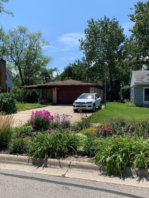 1665 Greenleaf Ave, Des Plaines, IL 60018 photo 1