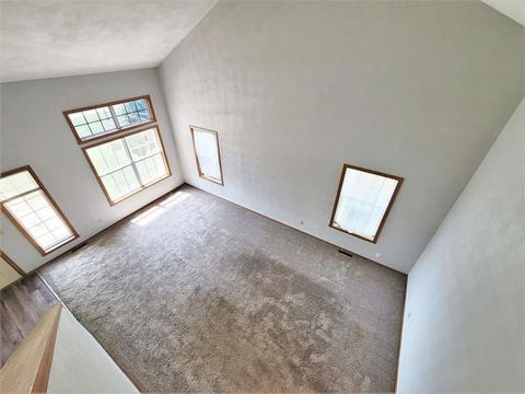 620 Berglund Rd, Pecatonica, IL 61063 photo 6