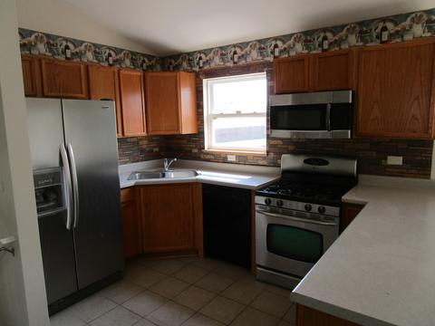 810 Casey Ln, Harvard, IL 60033 photo 6