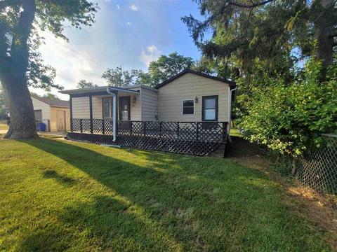 308 E Main St, Winnebago, IL 61088 photo 1