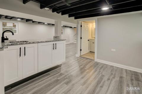 549 E 92nd St, Chicago, IL 60619 photo 17
