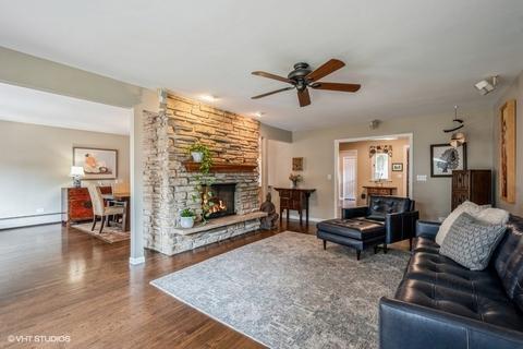 1440 Sequoia Trl, Glenview, IL 60025 photo 11