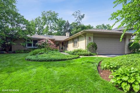 1440 Sequoia Trl, Glenview, IL 60025 photo 1
