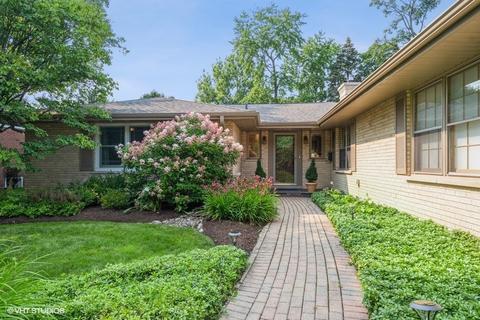 1440 Sequoia Trl, Glenview, IL 60025 photo 2