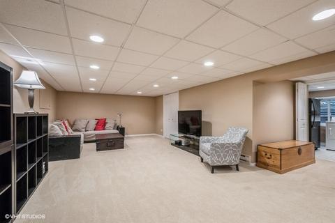 1440 Sequoia Trl, Glenview, IL 60025 photo 24