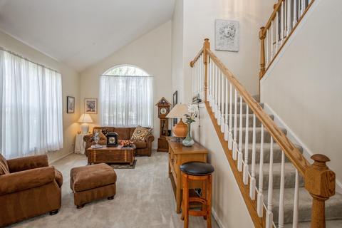 1249 Timberline Dr, Bartlett, IL 60103 photo 3