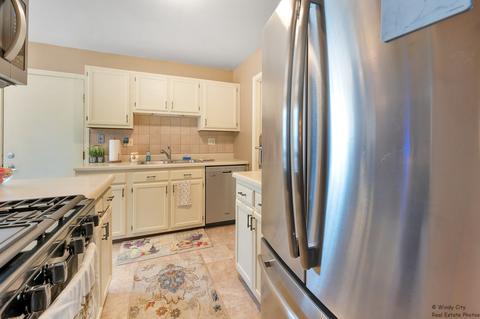 1000 Perry Dr, Algonquin, IL 60102 photo 5