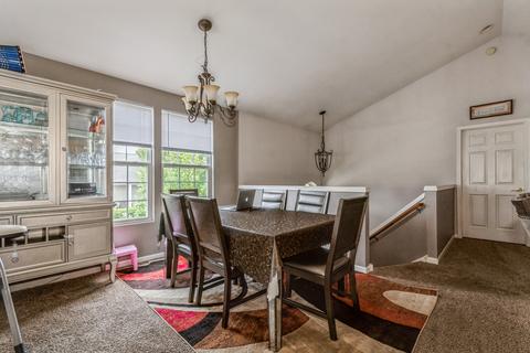 2401 Emily Ln, Elgin, IL 60124 photo 4
