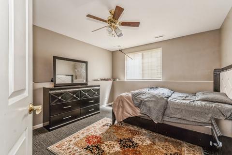 2401 Emily Ln, Elgin, IL 60124 photo 5