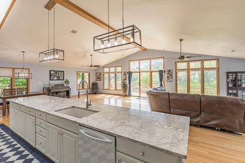 56 Delburne Dr, Lake Summerset, IL 61019 photo 8
