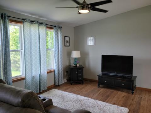 983 E North Rd, Ashkum, IL 60911 photo 8