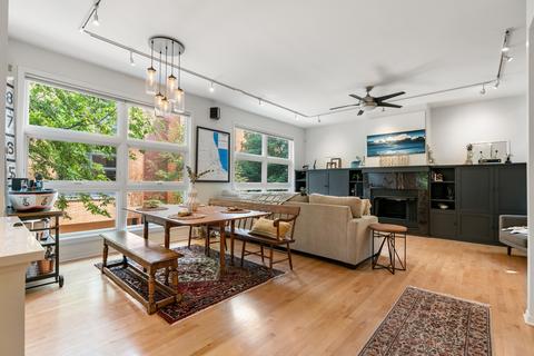 2038 W Willow St #A, Chicago, IL 60647 photo 7