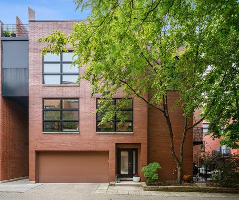 2038 W Willow St #A, Chicago, IL 60647 photo 1