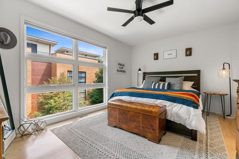 2038 W Willow St #A, Chicago, IL 60647 photo 16