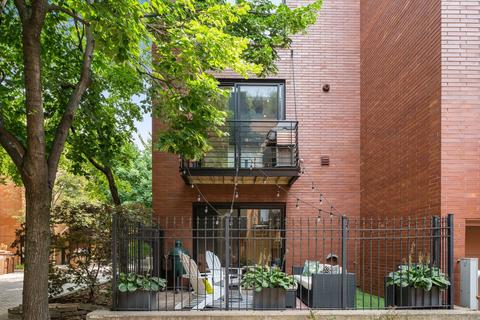 2038 W Willow St #A, Chicago, IL 60647 photo 32