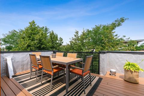 2038 W Willow St #A, Chicago, IL 60647 photo 40