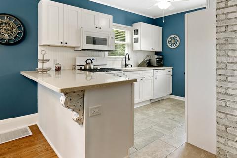 906 S 6th Ave, Kankakee, IL 60901 photo 4