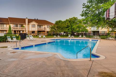 545 Greystone Ln #A1, Wheeling, IL 60090 photo 25