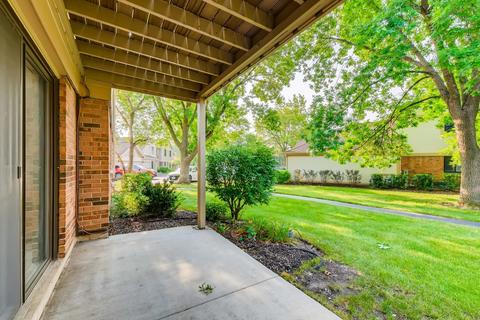545 Greystone Ln #A1, Wheeling, IL 60090 photo 22