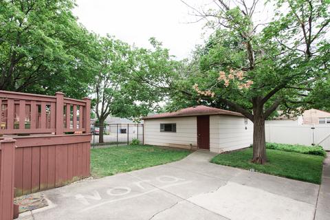 10858 S Artesian Ave, Chicago, IL 60655 photo 18