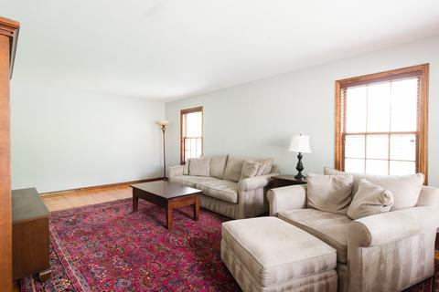 10858 S Artesian Ave, Chicago, IL 60655 photo 8