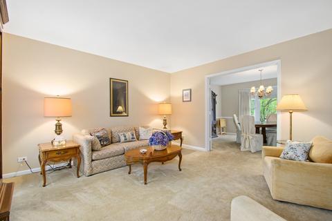 2 S522 White Birch Ln, Wheaton, IL 60189 photo 8