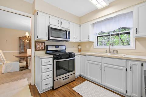 2 S522 White Birch Ln, Wheaton, IL 60189 photo 11