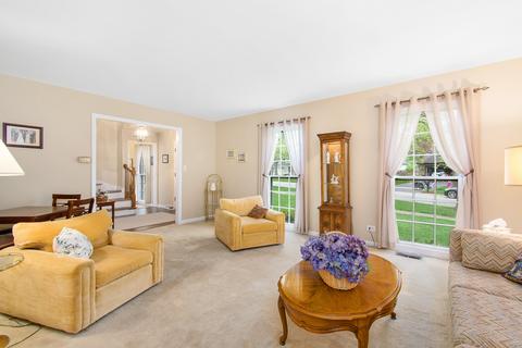 2 S522 White Birch Ln, Wheaton, IL 60189 photo 5