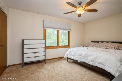 331 S Hickory Ave, Bartlett, IL 60103 photo 15