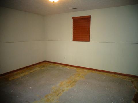 2001 Fallen Oak Rd, Bloomington, IL 61704 photo 26